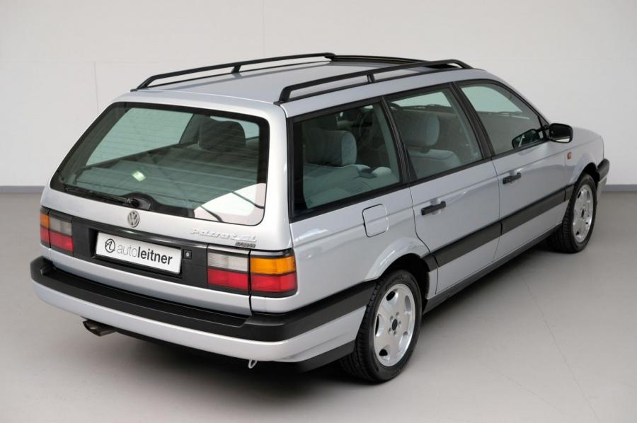  Volkswagen Passat VR6 Variant Satinsilber Metallic (B3) 1992 года  (фото 7 из 51)